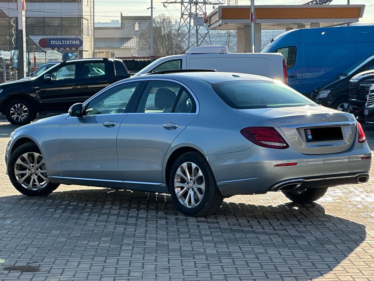 Mercedes E 300 2016 — Миниатюра 4