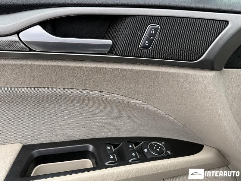 Ford Fusion 2017 — Миниатюра 8
