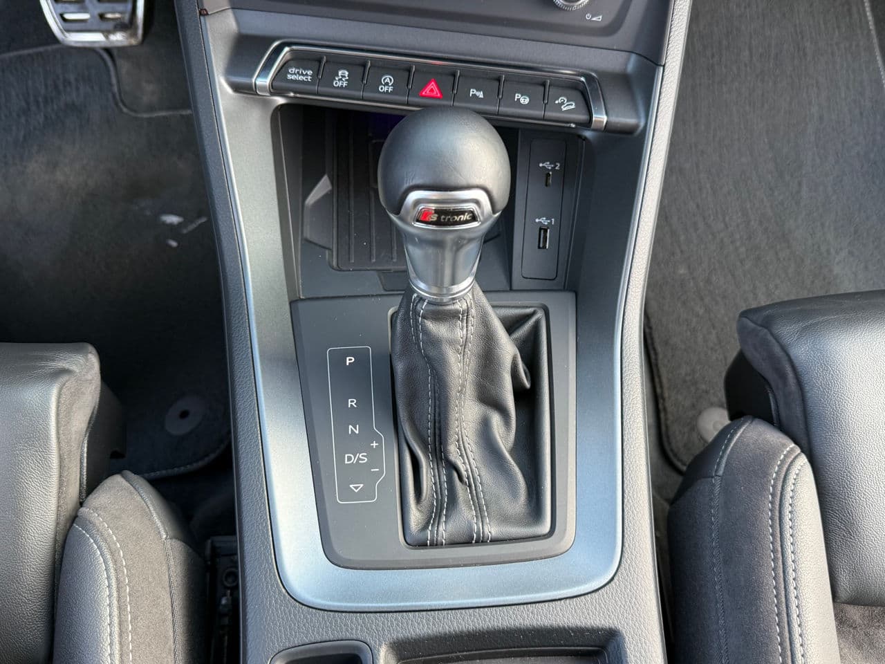 Audi Q3 2019 — Миниатюра 13