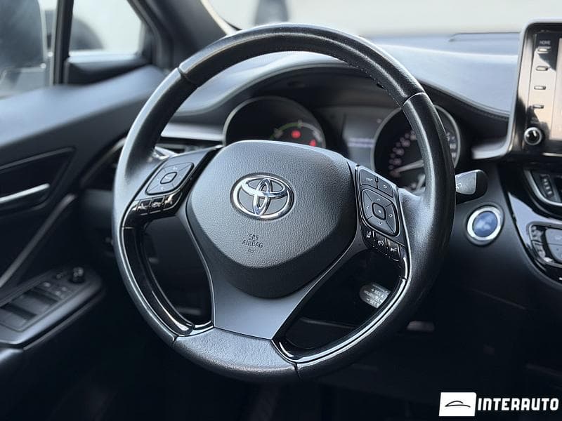 Toyota C-HR 2021 — Миниатюра 11