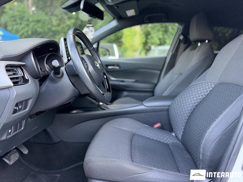 Toyota C-HR 2021 — Миниатюра 8