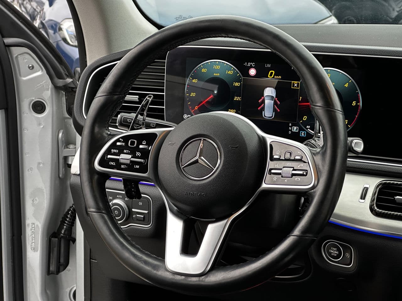 Mercedes GLE 300d 2019 — Миниатюра 7