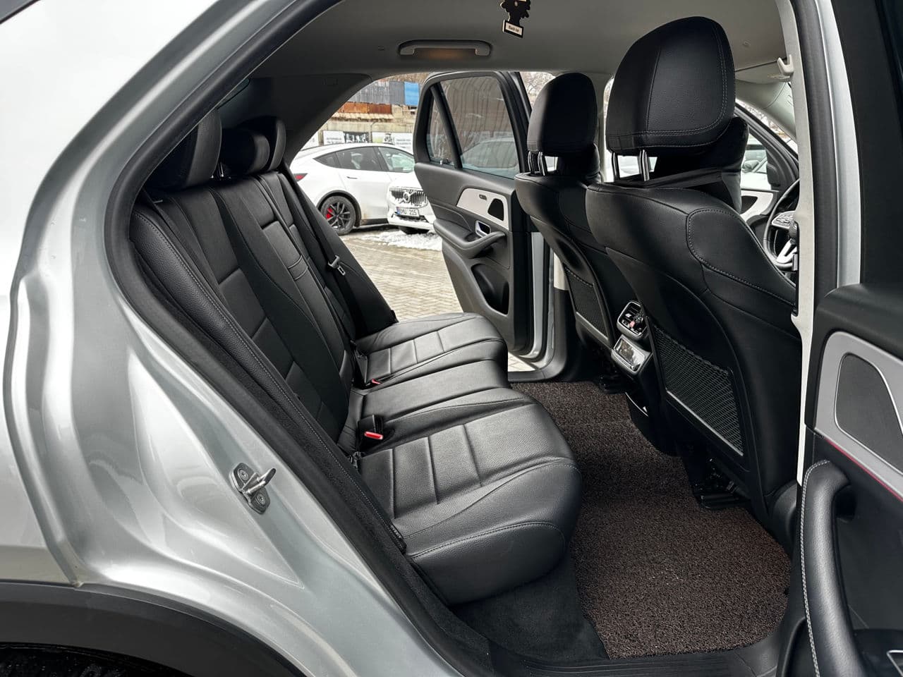 Mercedes GLE 300d 2019 — Миниатюра 14