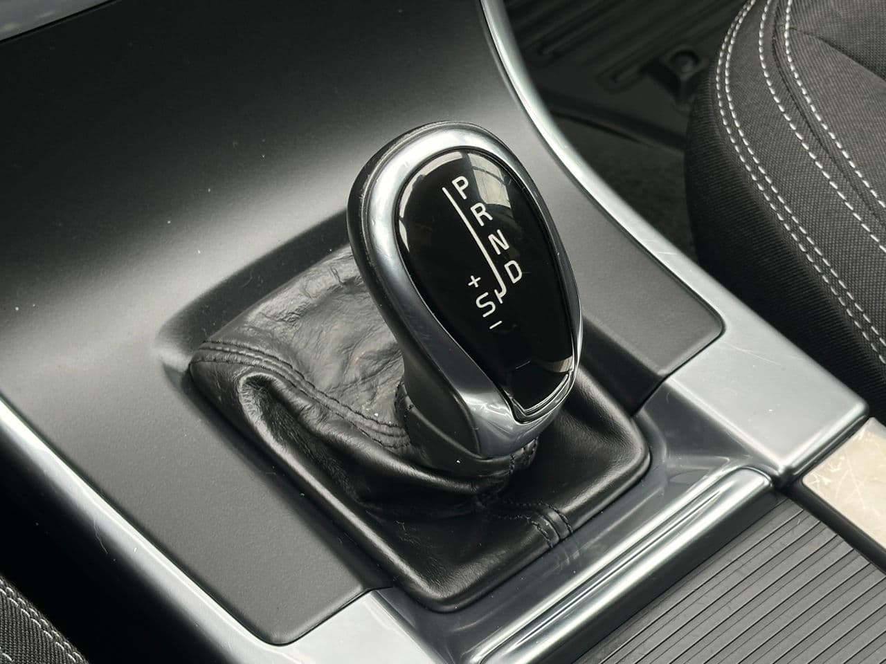 Volvo XC 60 2014 — Миниатюра 12