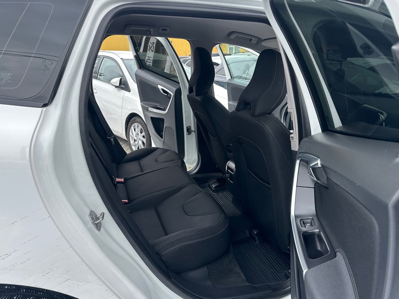 Volvo XC 60 2014 — Миниатюра 15