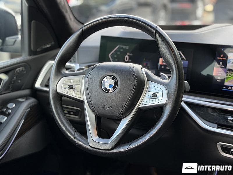 BMW X7 4.0i 2024 — Миниатюра 17