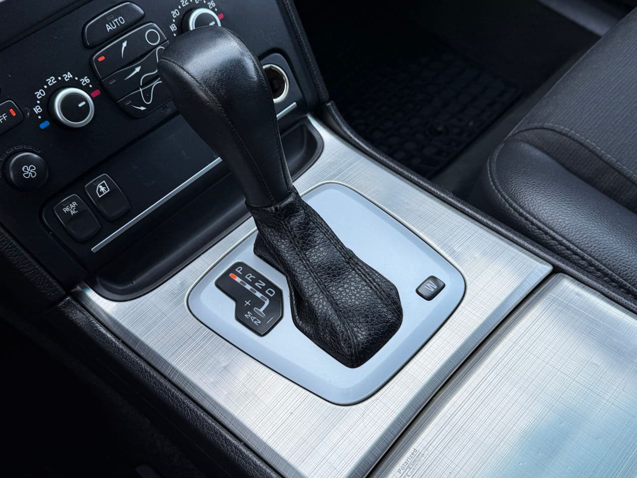 Volvo XC 90 2010 — Миниатюра 14