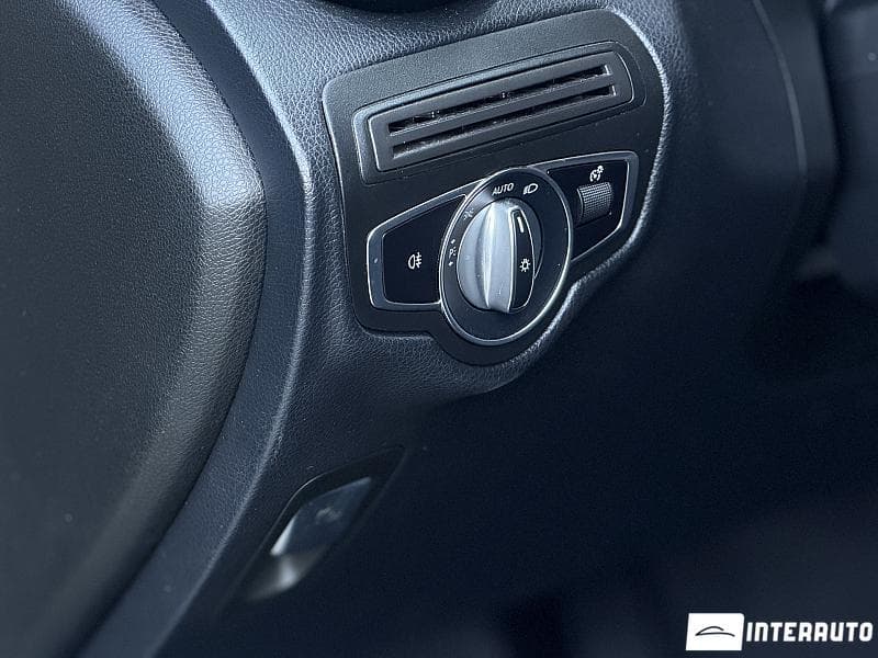 Mercedes GLC 350e 2019 — Миниатюра 12