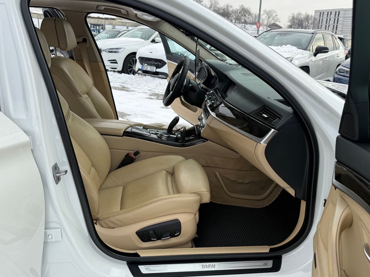 BMW 528 2015 — Миниатюра 15