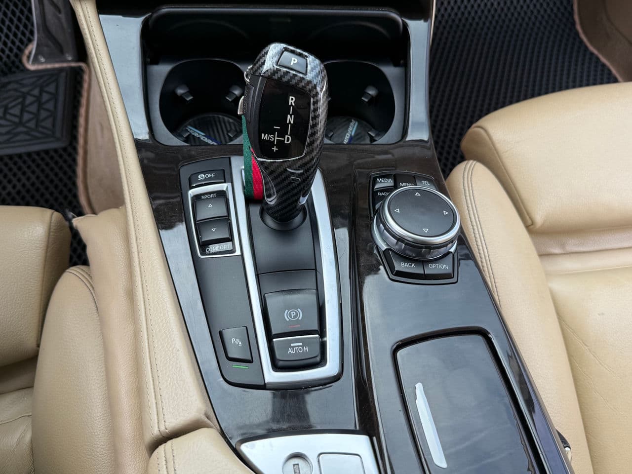 BMW 528 2015 — Миниатюра 11