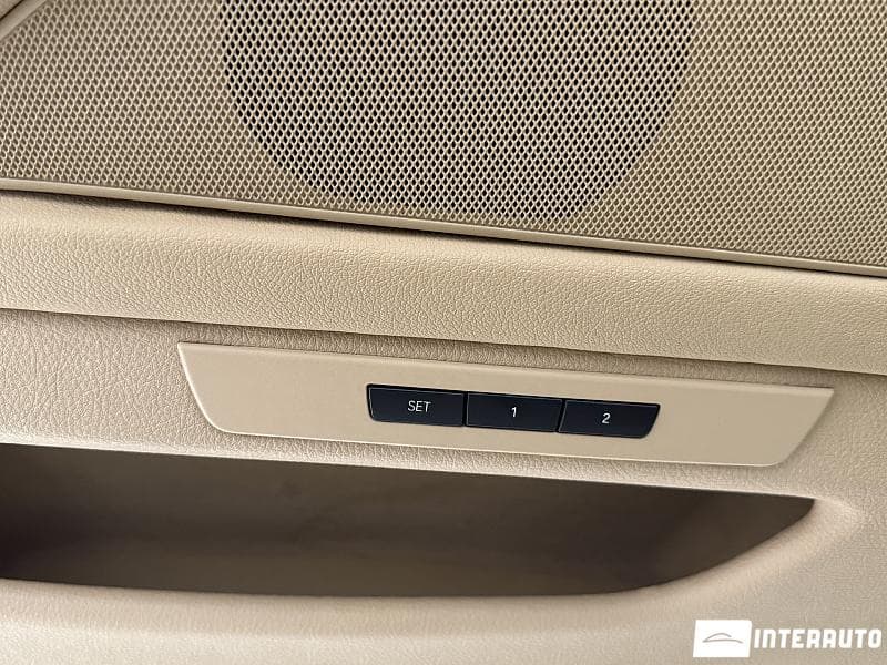 BMW 528 2015 — Миниатюра 19