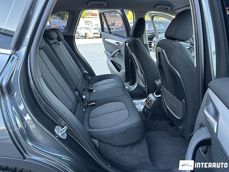 2020 BMW X1 2.5e — Miniatură 14