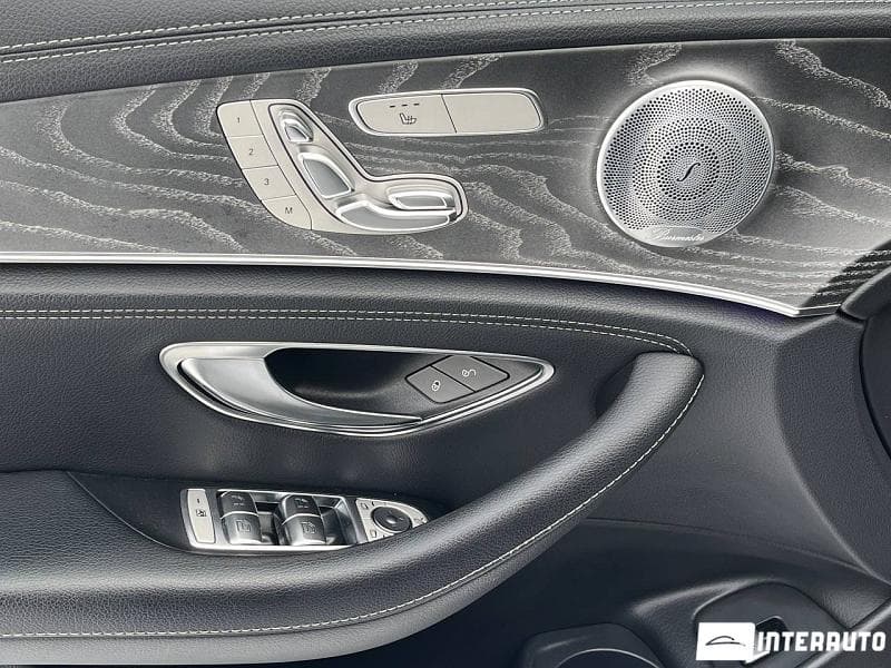 Mercedes E 220 2020 — Миниатюра 6