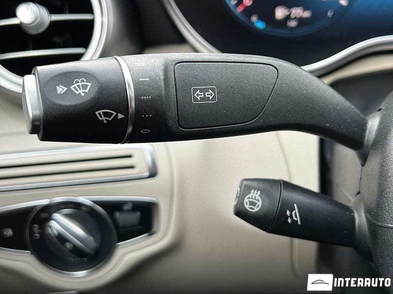 Mercedes C 300 2019 — Миниатюра 13
