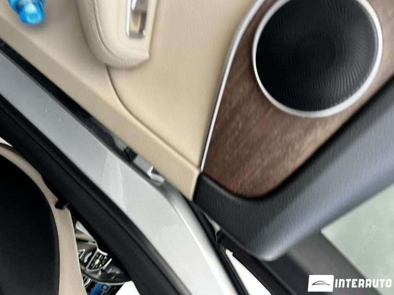 Mercedes C 300 2019 — Миниатюра 10