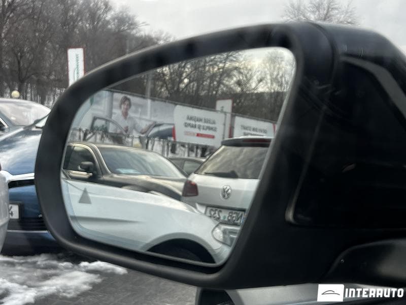 Mercedes C 300 2019 — Миниатюра 20