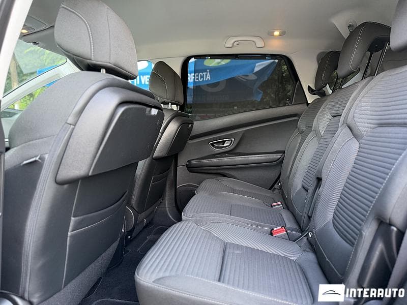 Renault Scenic 2018 — Миниатюра 17