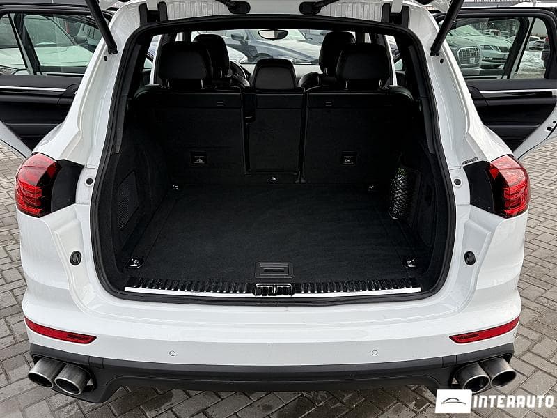 Porsche Cayenne S Hybrid 2016 — Миниатюра 24