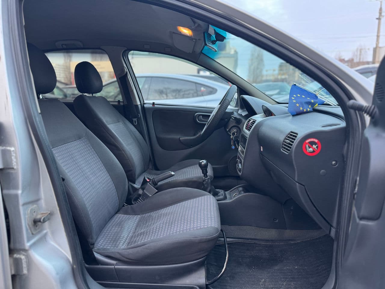 Opel Corsa 2005 — Миниатюра 14