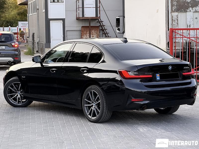 2022 BMW 330E — Miniatură 2