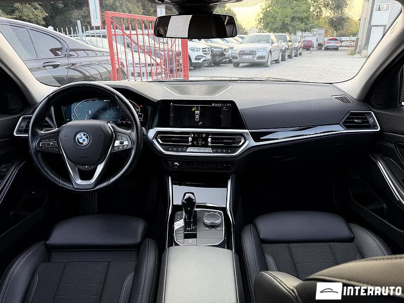 2022 BMW 330E — Miniatură 9
