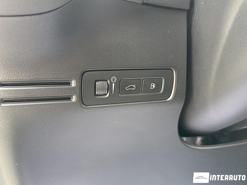 Volvo XC 40 2021 — Миниатюра 21