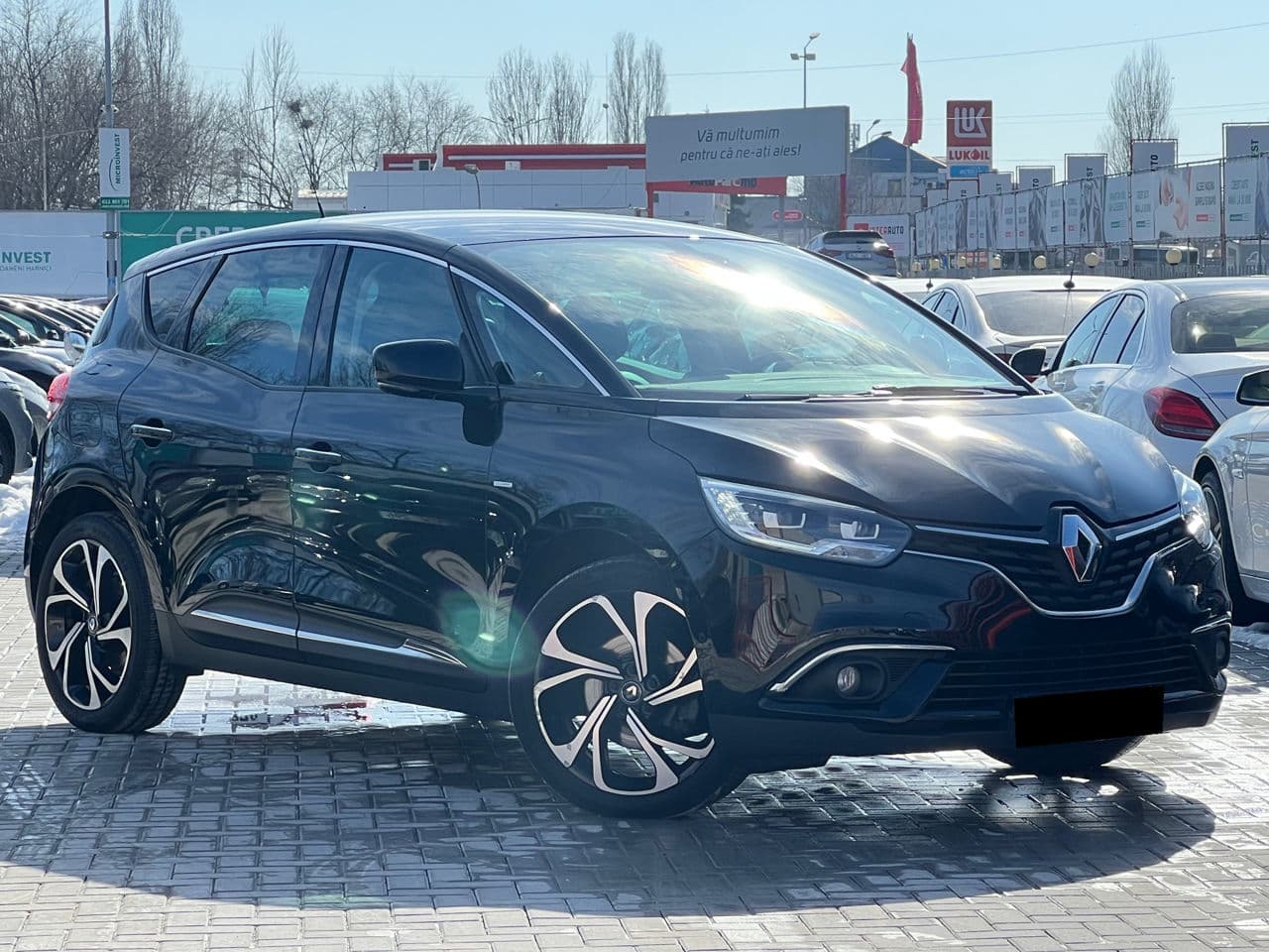 Renault Scenic 2018 — Миниатюра 3