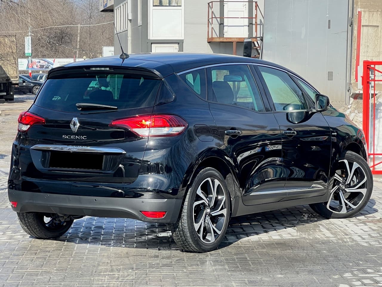 Renault Scenic 2018 — Миниатюра 2