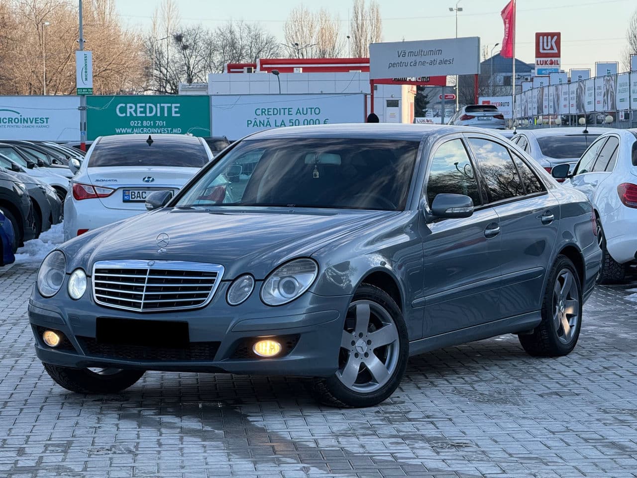Mercedes E 320 2006 — Миниатюра 3