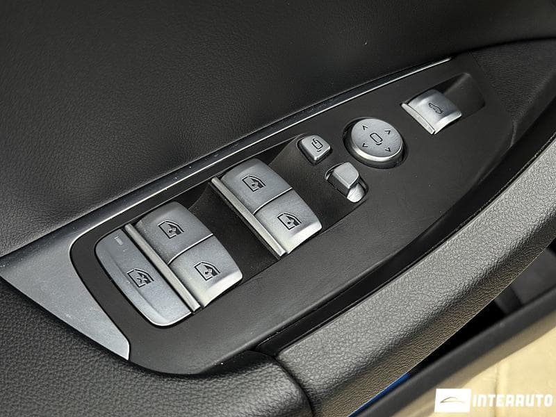 2021 BMW X3 3.0i — Miniatură 15