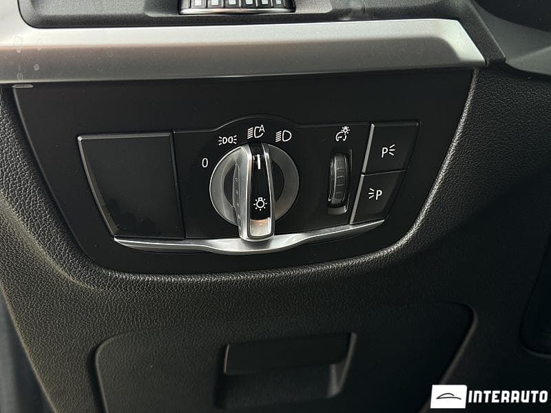 2021 BMW X3 3.0i — Miniatură 16