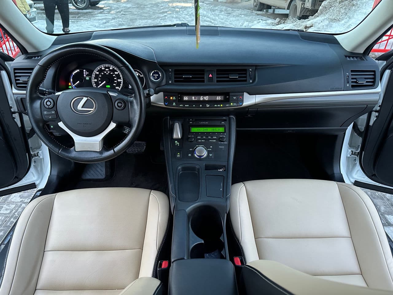 Lexus CT 200h 2016 — Миниатюра 9