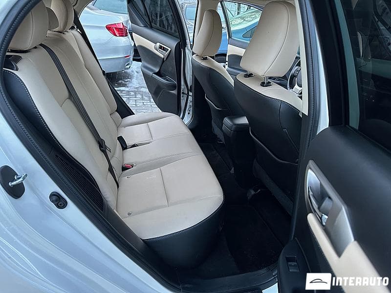 Lexus CT 200h 2016 — Миниатюра 8
