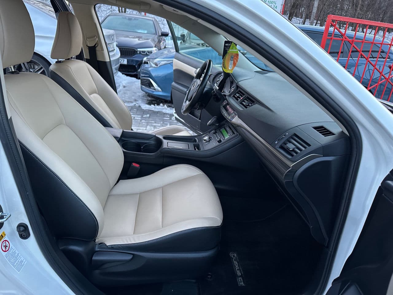Lexus CT 200h 2016 — Миниатюра 6