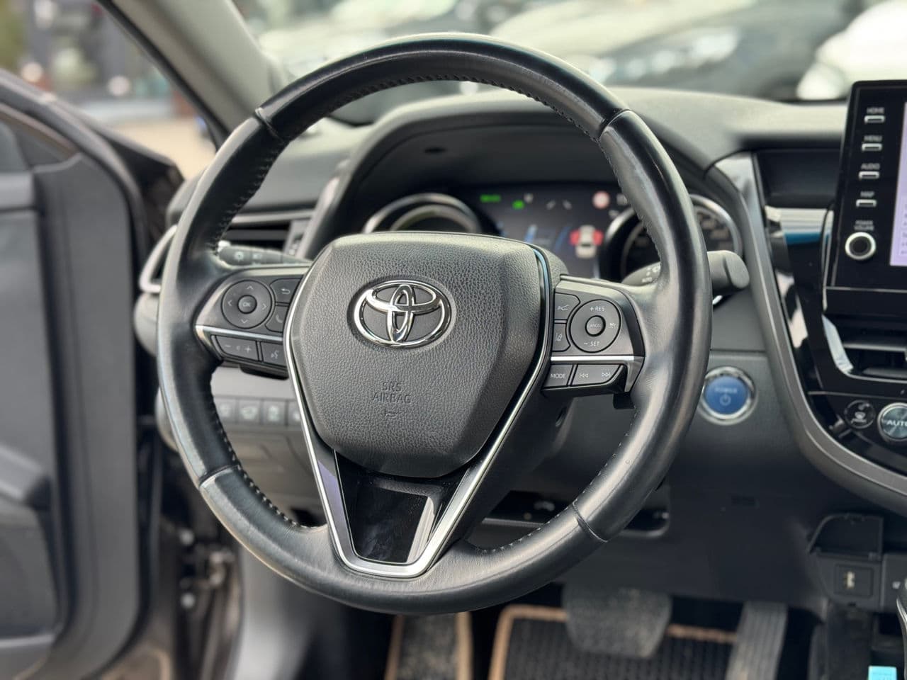 Toyota Camry 2022 — Миниатюра 7