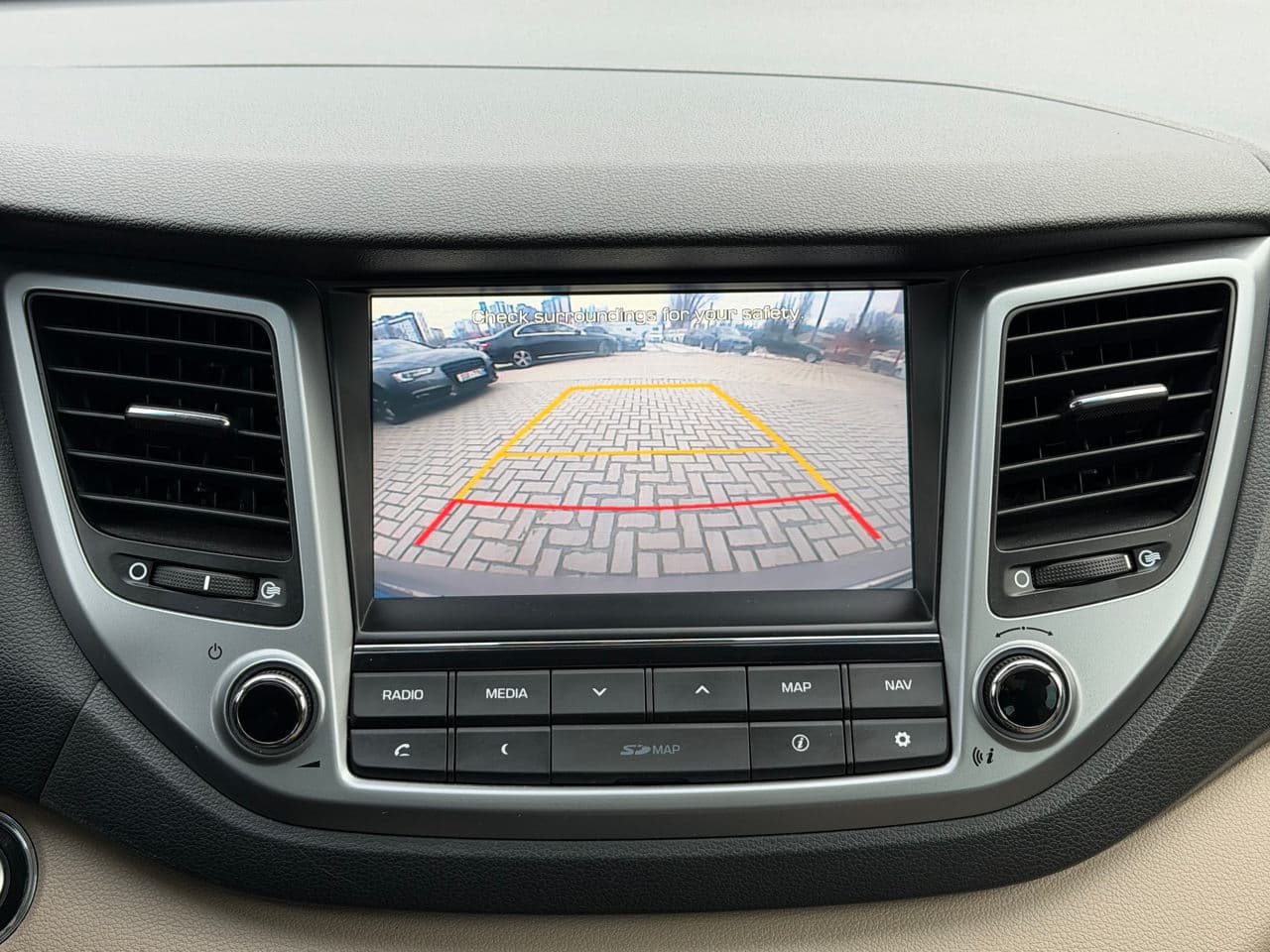 Hyundai Tucson 2016 — Миниатюра 12