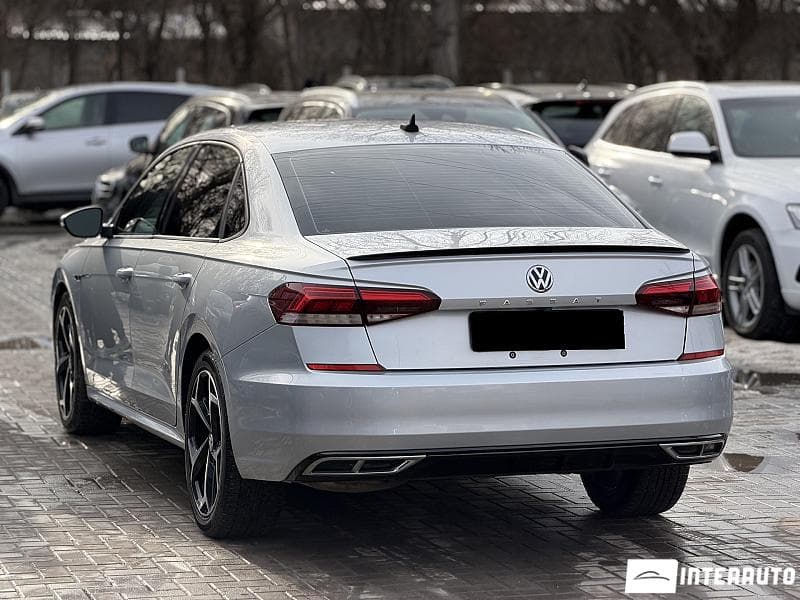 Volkswagen Passat 2019 — Миниатюра 2