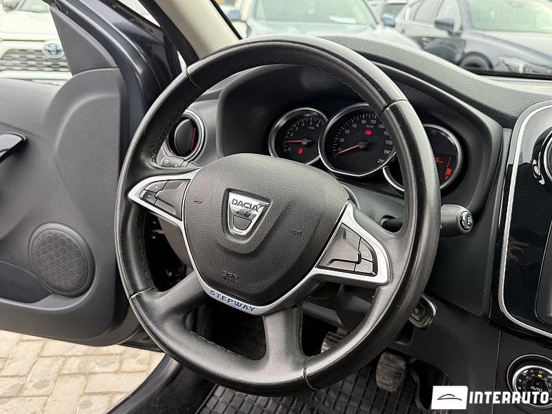 Dacia Sandero Stepway 2019 — Миниатюра 7