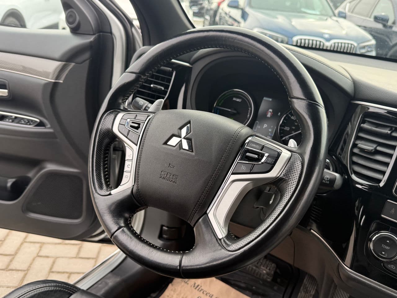 Mitsubishi Outlander 2019 — Миниатюра 7