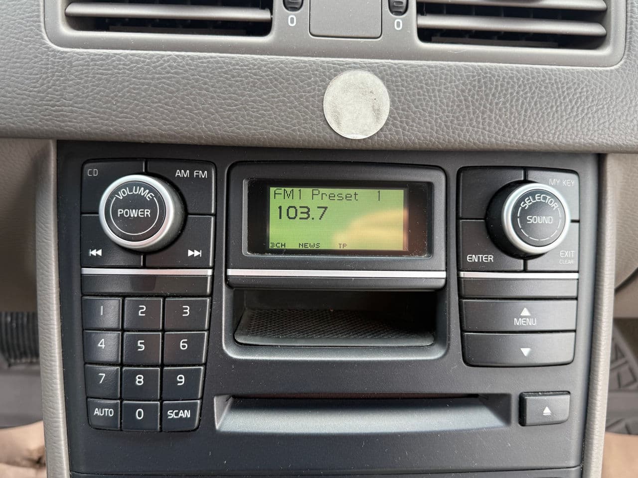 Volvo XC 90 2008 — Миниатюра 10