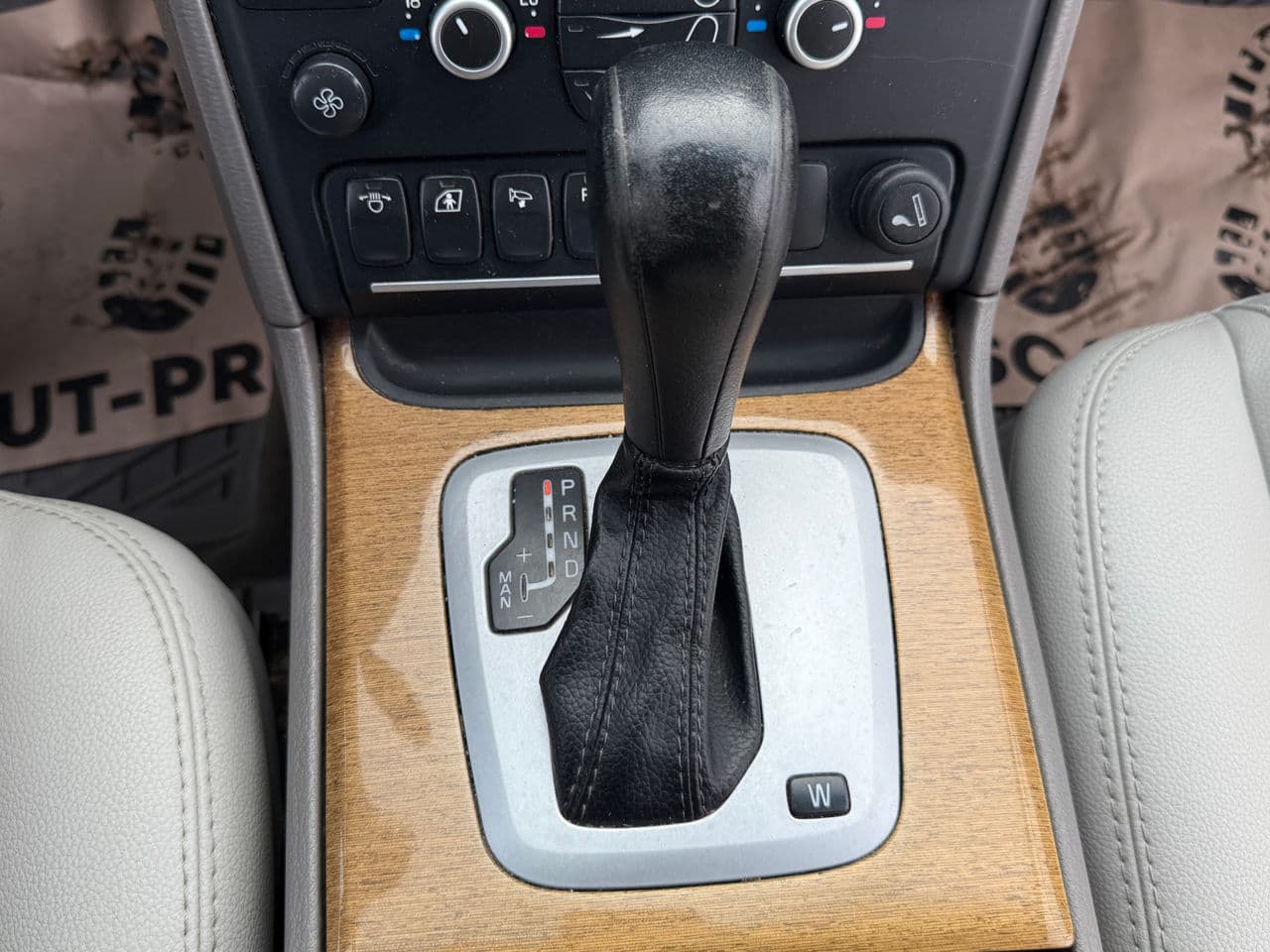 Volvo XC 90 2008 — Миниатюра 12