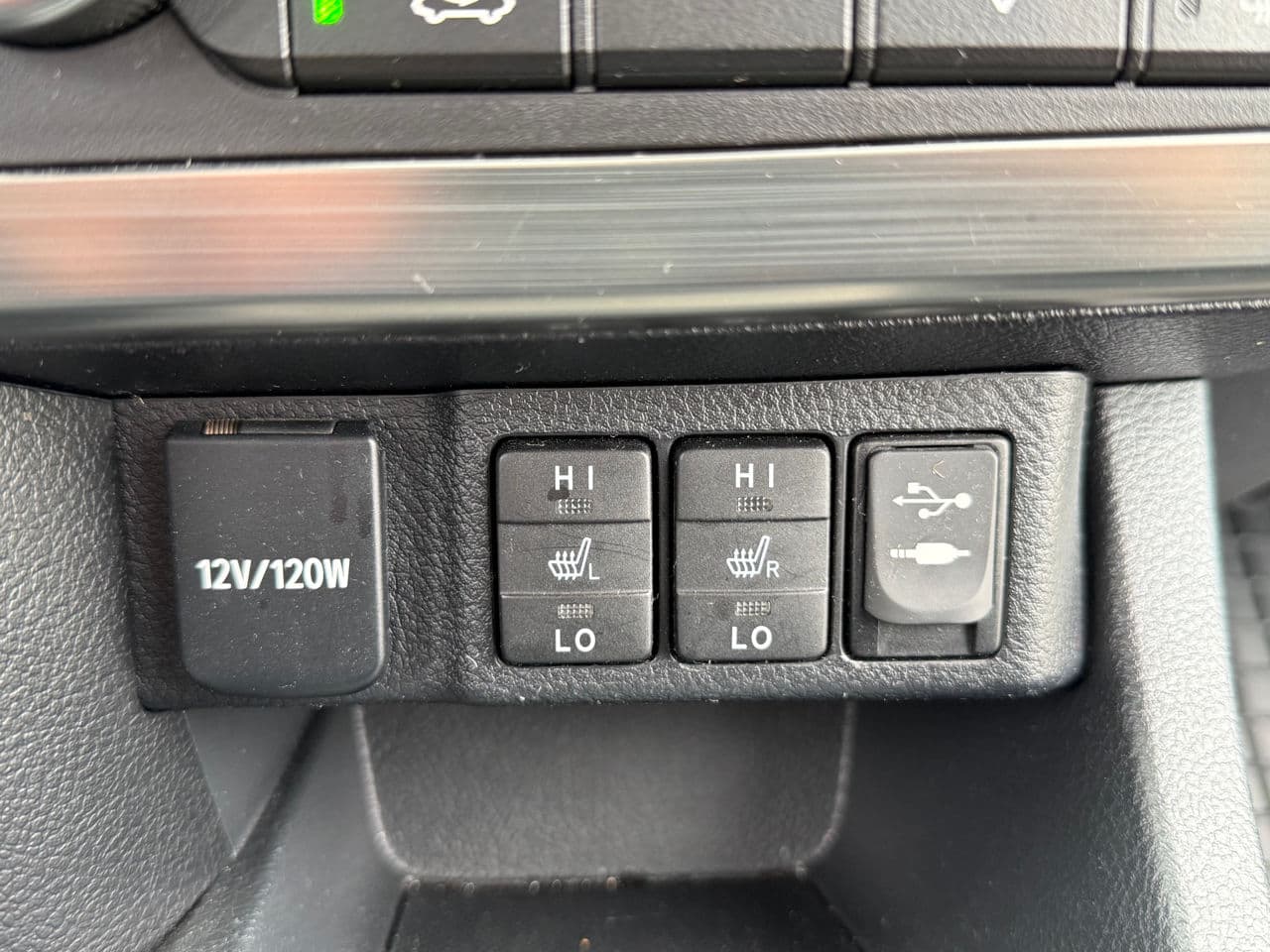 Toyota Auris 2013 — Миниатюра 10