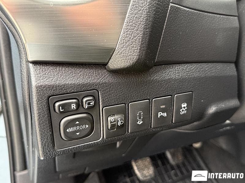 Toyota Auris 2013 — Миниатюра 16