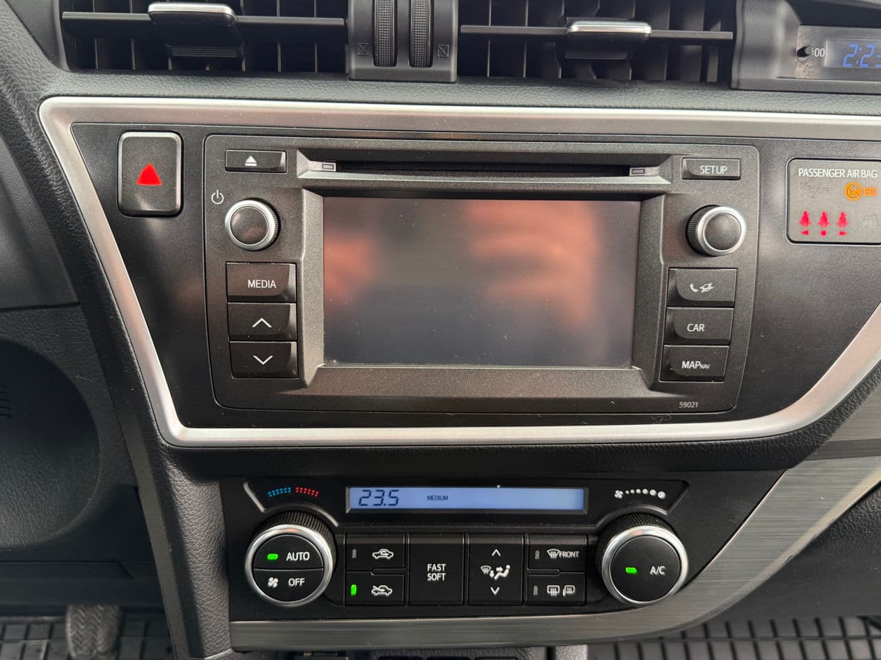 Toyota Auris 2013 — Миниатюра 9