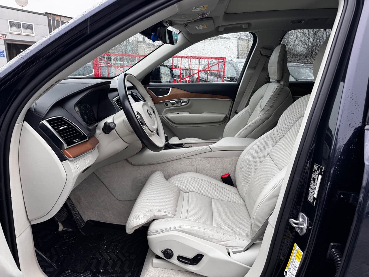 Volvo XC 90 2015 — Миниатюра 5