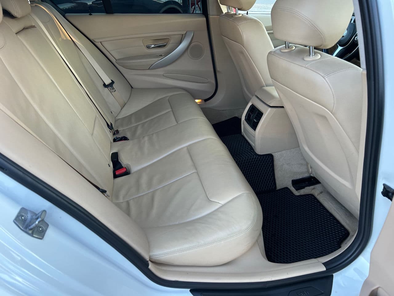 BMW 320 2014 — Миниатюра 16