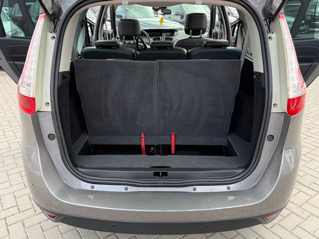 2016 Renault Grand Scenic — Miniatură 24