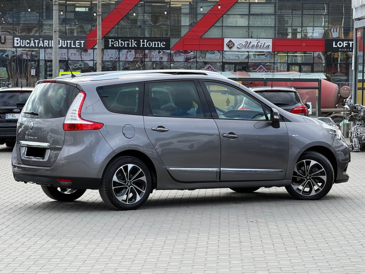 2016 Renault Grand Scenic — Miniatură 3