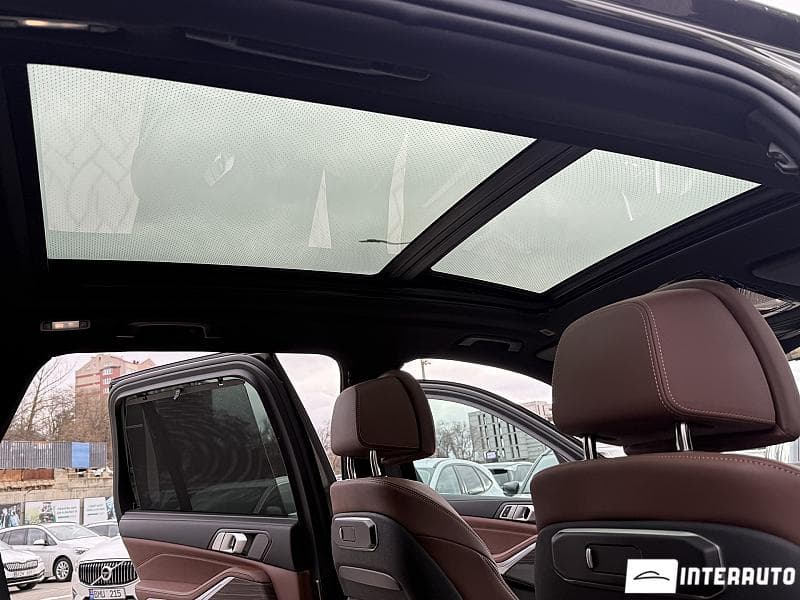 BMW X5 4.0i 2025 — Миниатюра 23