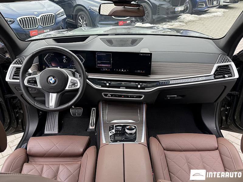 BMW X5 4.0i 2025 — Миниатюра 8